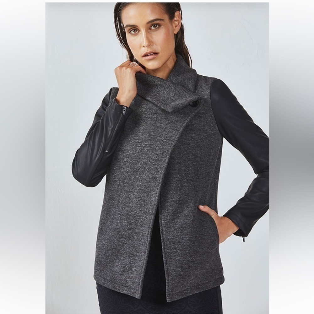 FABLETICS Milano Coat size Large New With Tags Black and Gray